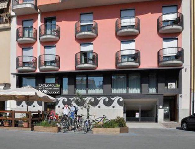 Lacroma Bio Hotel & Apartments Градо Екстер'єр фото